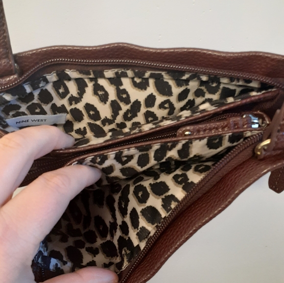 Dark brown Nine West crossbody purse/wallet - Picture 3 of 5